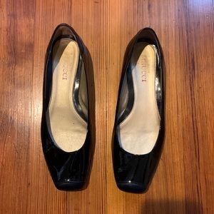 Black patent leather ballet flats with flat toe